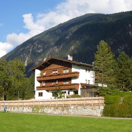 Haus Penkenblick Apartment Mayrhofen Exterior photo